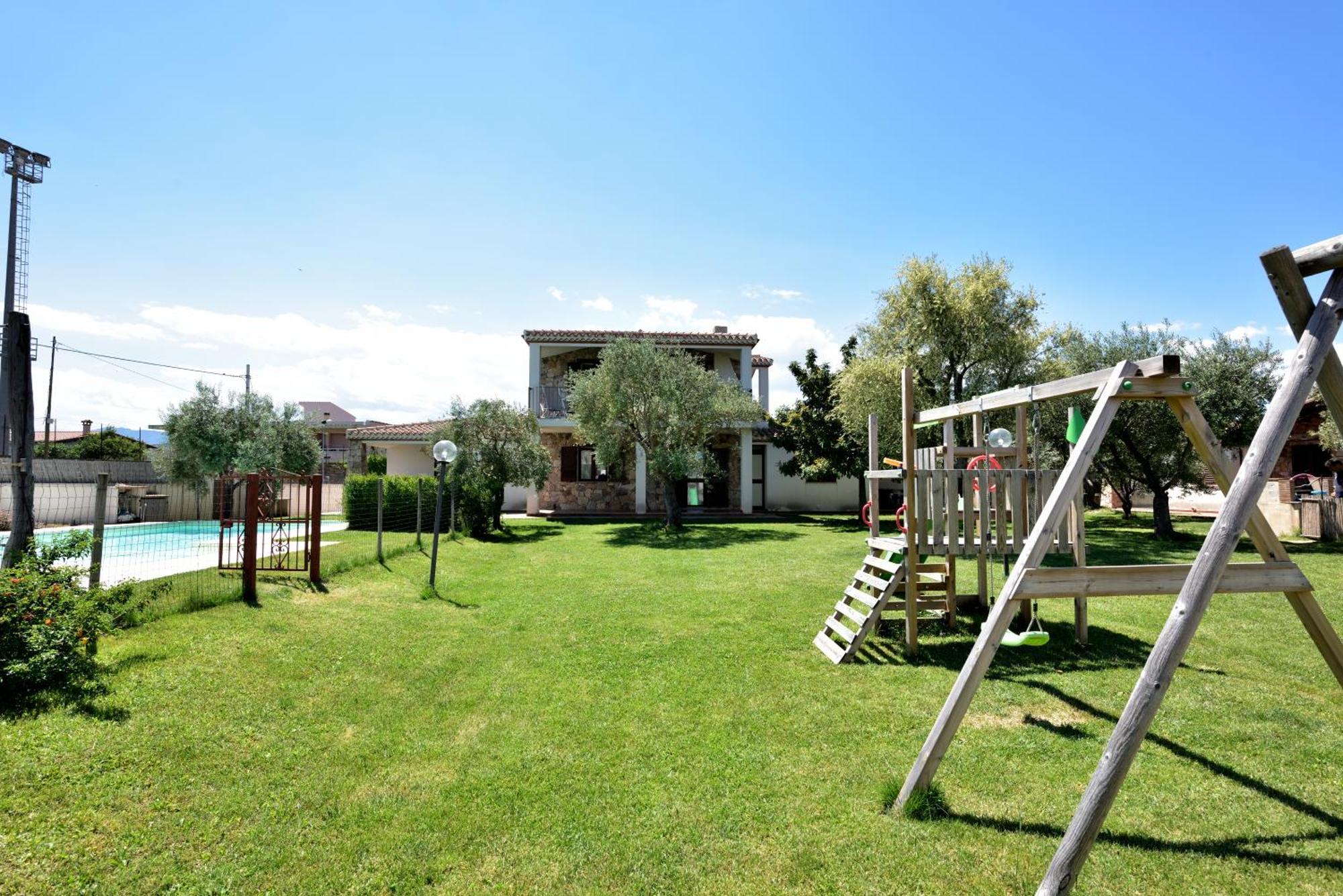 Oleandro Apartment Лотцорай Екстериор снимка