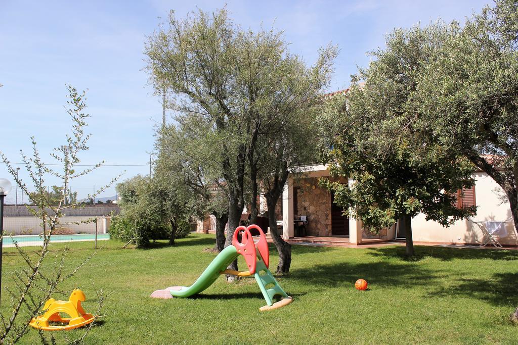 Oleandro Apartment Лотцорай Екстериор снимка