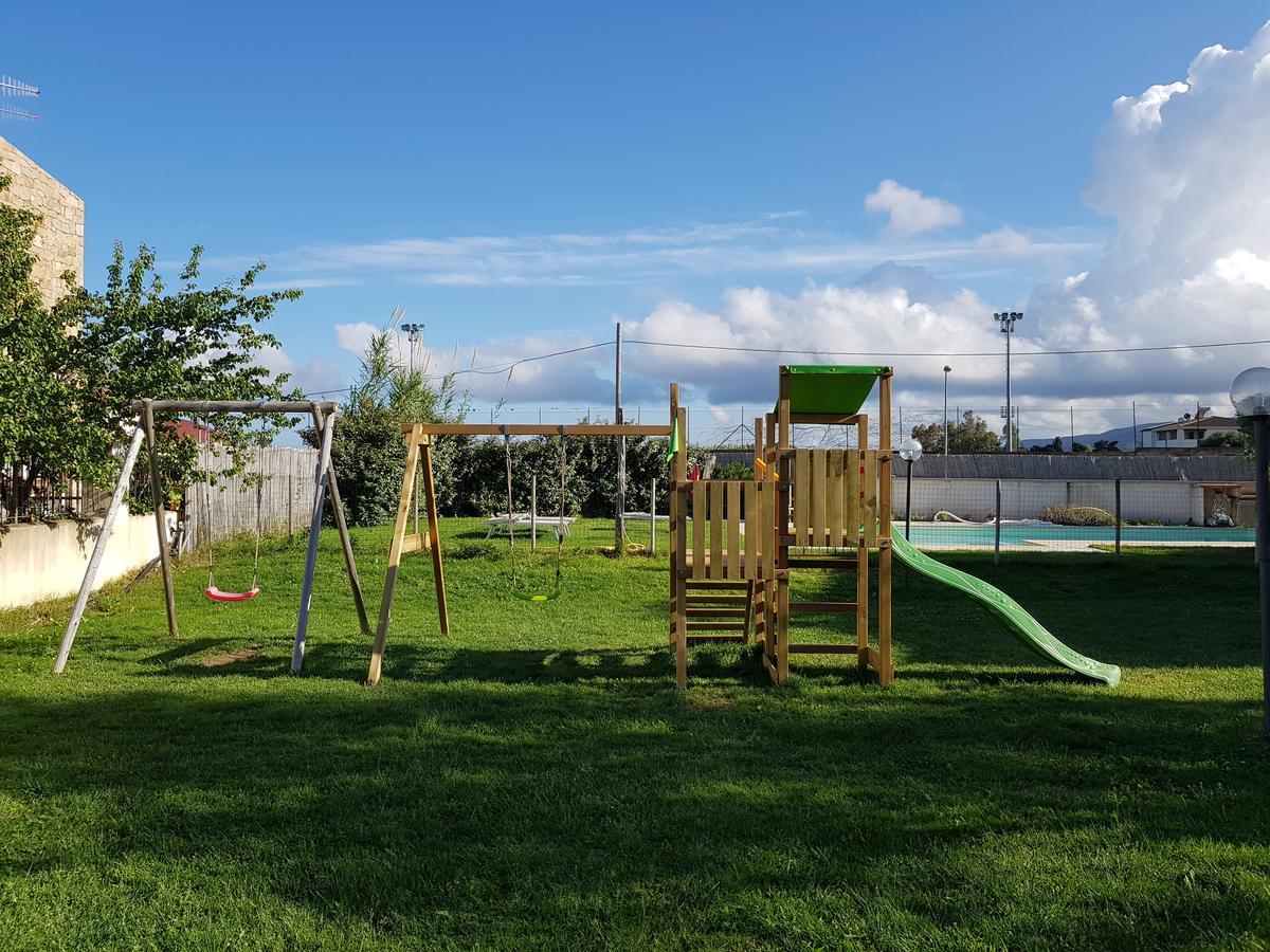 Oleandro Apartment Лотцорай Екстериор снимка