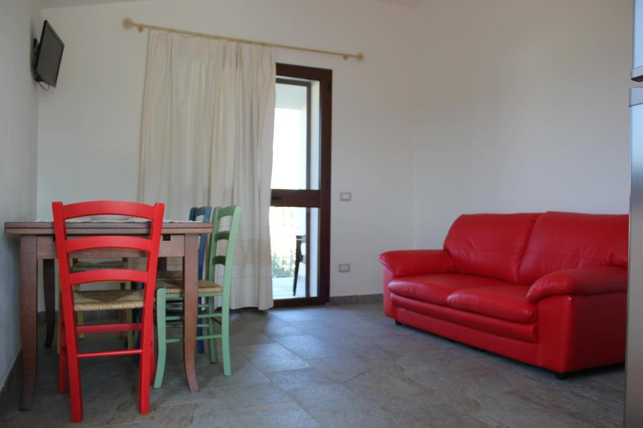 Oleandro Apartment Лотцорай Екстериор снимка